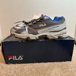 Fila Men's Gray and Blue Ascent Trail II Shoes, size 8.5, new in box